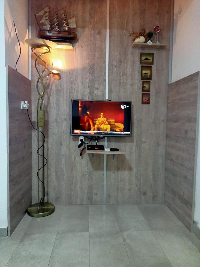 Hotel Anika Sutomore Esterno foto